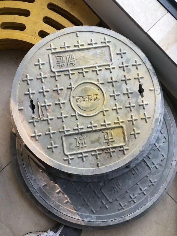 19.7 inch grijs glasvezel cirkel loopgat dekking algemene stijl voor de wegbouw
