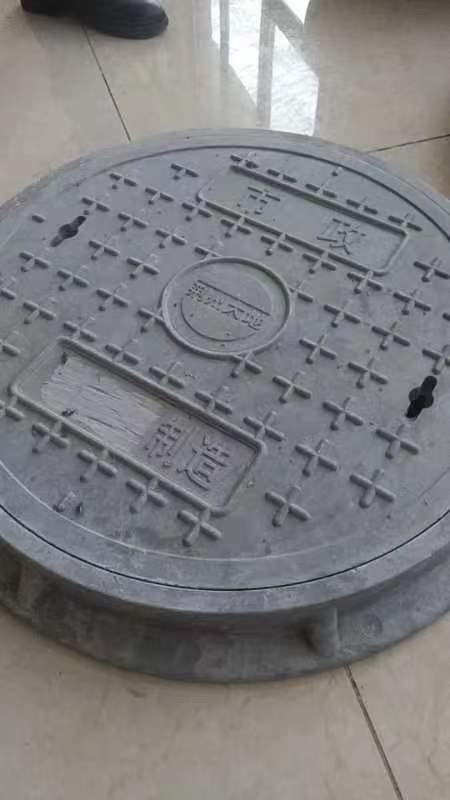 19.7 inch grijs glasvezel cirkel loopgat dekking algemene stijl voor de wegbouw