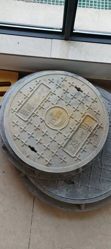 19.7 inch grijs glasvezel cirkel loopgat dekking algemene stijl voor de wegbouw