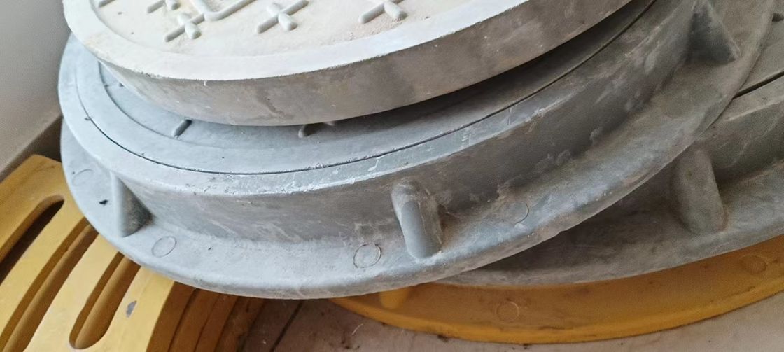 19.7 inch grijs glasvezel cirkel loopgat dekking algemene stijl voor de wegbouw