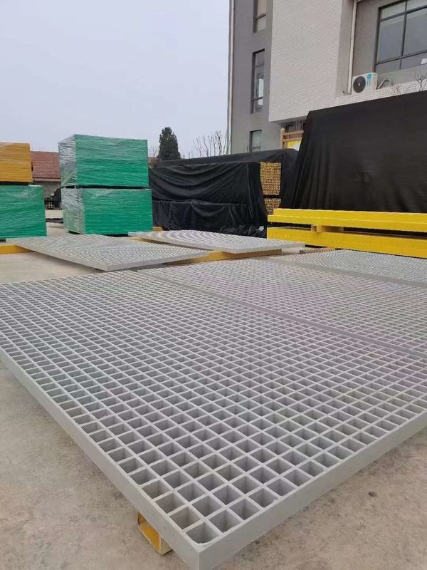 Elektroplatering Plant Walkway Gebruik 38*38*30mm FRP rooster maat en kleur